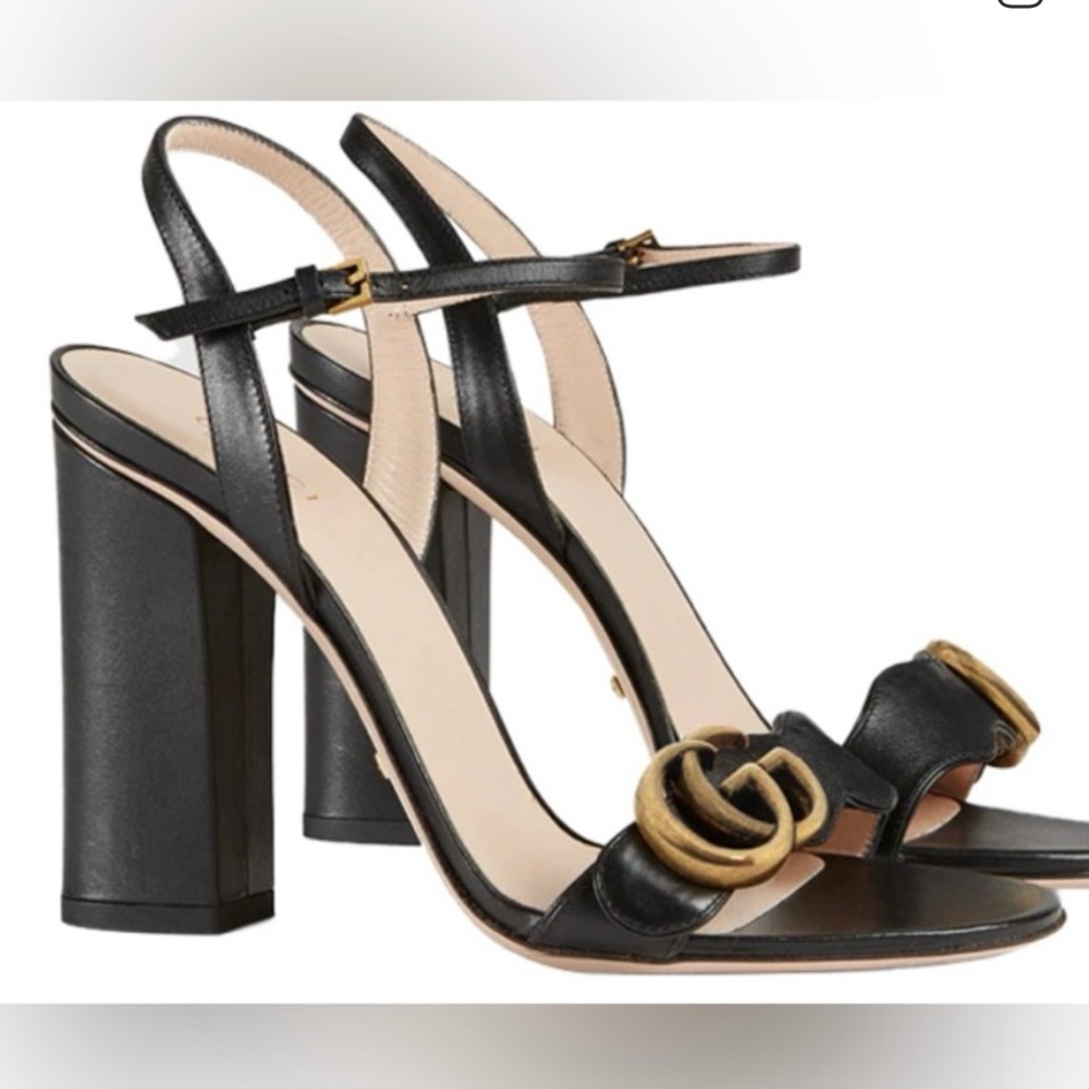 Gucci Black Heels with Double Gold Emblem